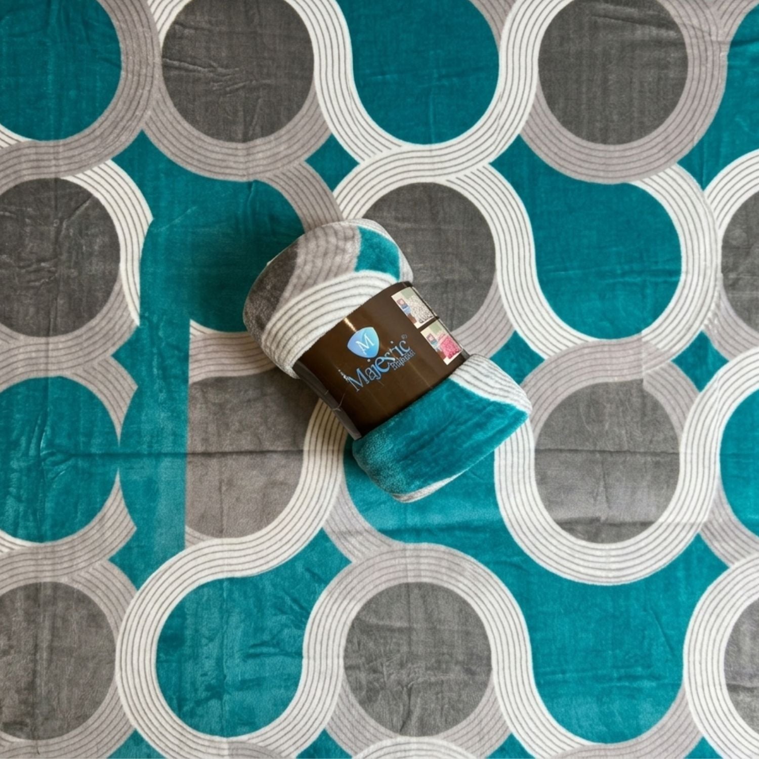 Cobija Majestic Imperial Piel de Durazno Estampada